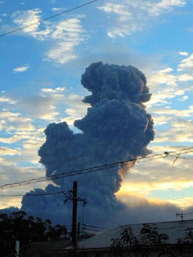 突发！日本火山发生爆炸性喷发